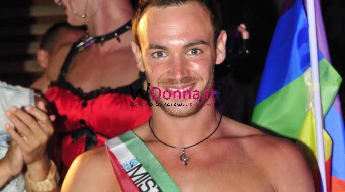 1447743-gay_e
