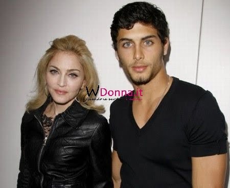 madonna_jesus-toy-boy