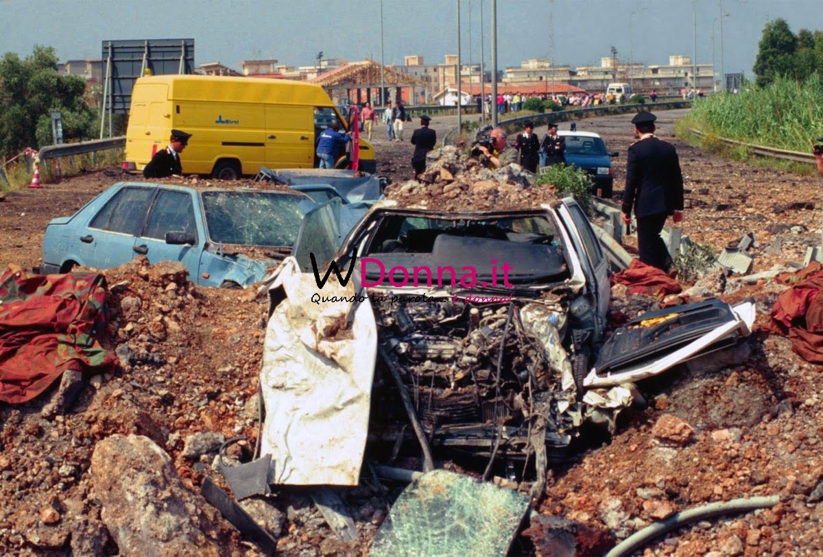 foto-della-strage-di-capaci (1)