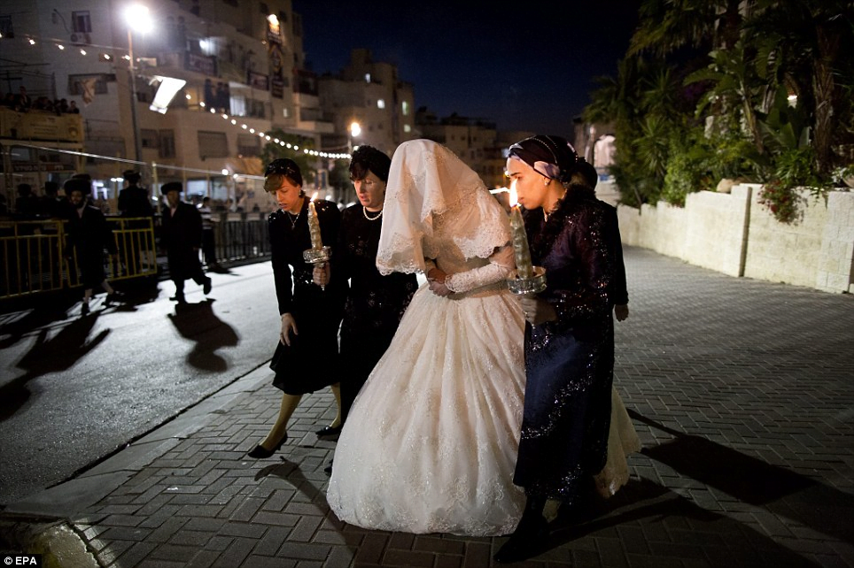 Una sposa che non può mostrare il volto