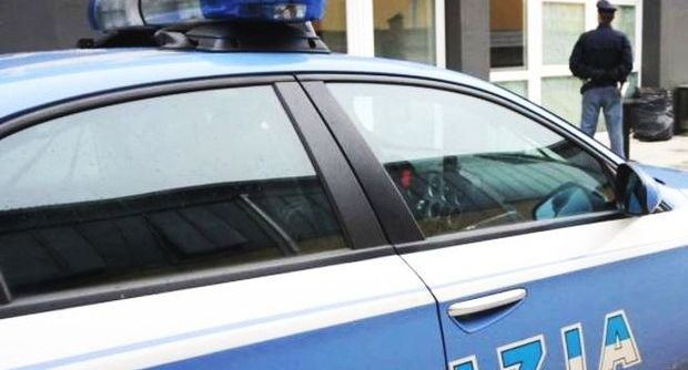 donna accoltellata a dragona