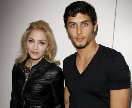madonna e toy boy
