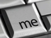 Egosurfing: cos’è, come cercare se stessi online e proteggere la reputazione Egosurfing e ricerca del proprio nome su Google