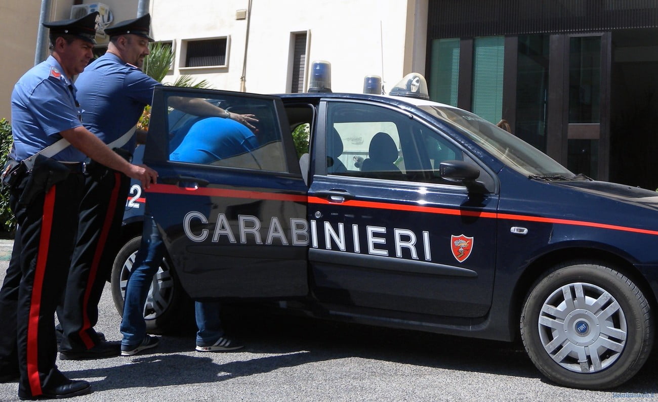 Camorra, 90 persone in manette