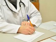 Prevenzione ginecologica fin dall’adolescenza: quando fare la prima visita dal ginecologo