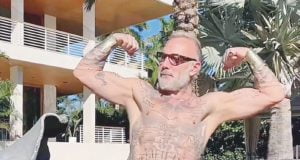 Gianluca Vacchi e le 2 ore al giorno nella camera iperbarica